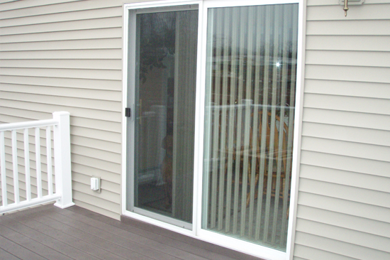 Altadena-screen-door-repair